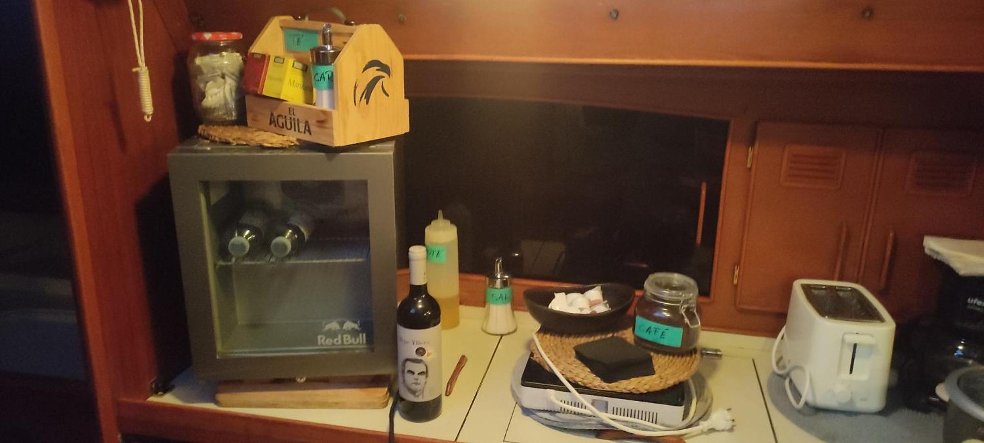 Boat-Apartamento Flotante Cadiz.. La Juanita Arroyo ห้อง รูปภาพ